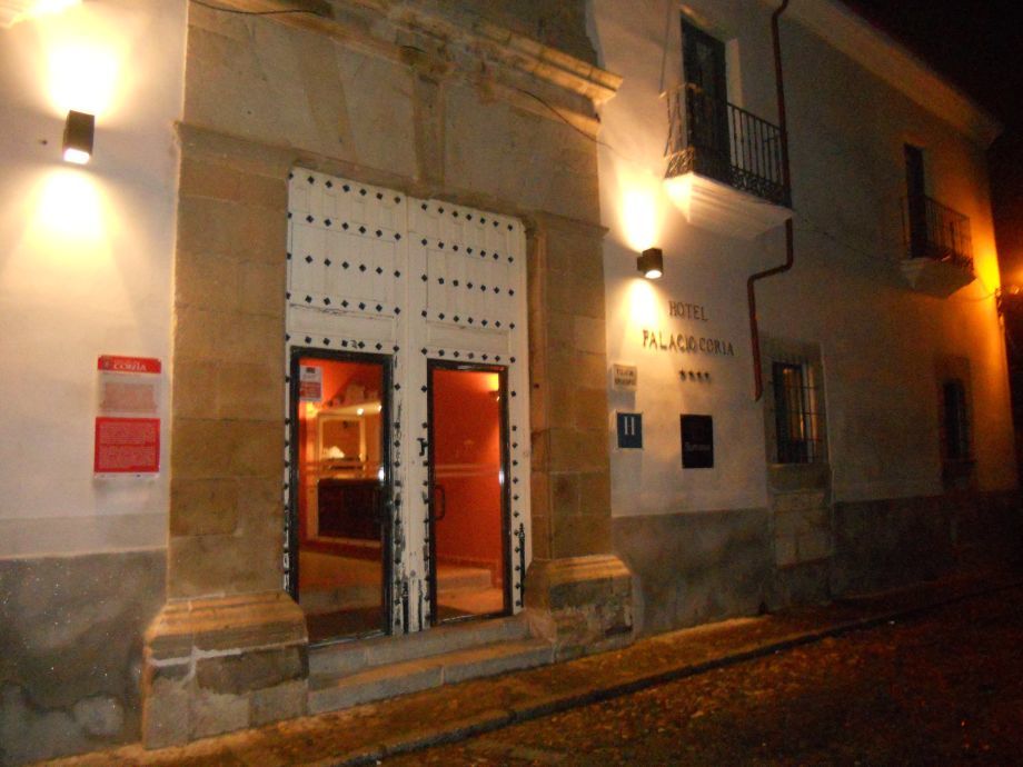 Sumaiya El Palacio Coria Exterior foto